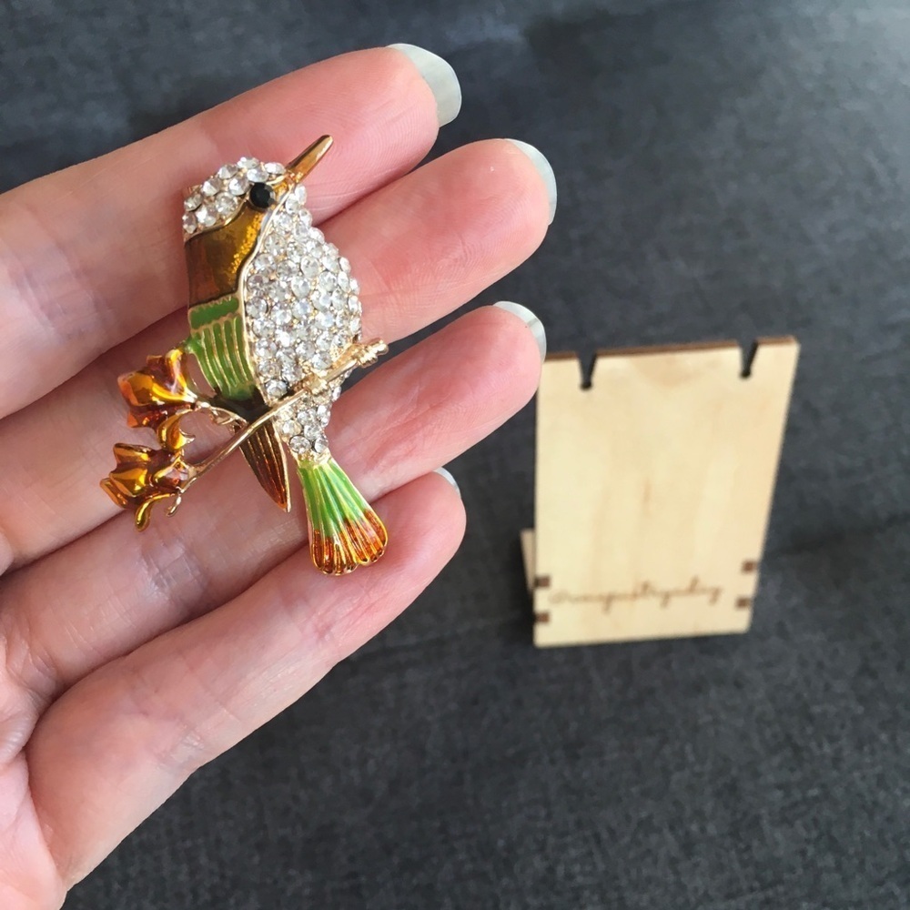 Fashion Rhinestone Hummingbird Brooch, Sparkly, Bling, Gold, Green